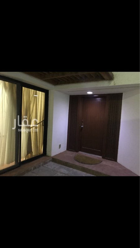 1376056 الفله مأجرة على فرد ب٤٠ الف على دفعتين ويمكن بيعها والتفاهم مع المستأجر .
للفلة قراش كبير وبالدور الأول (الأرضي) حمام ومطبخ مؤثث وغرفة غسيل فيه نشافه وغسالة وسخان مركزي وثلاث غرف وحوش خلفي ومدخل خلفي للفلة
وللدور الأرضي مكيف مركزي.
الدور الثاني فيه حمامين ومخزن صغير وثلاث غرف احدها ٥ في ٨ تقريباً لأن كان هناك بلكونه وتمت توسعتها وضمها للغرفه ويوجد بلكونه بجانب احدى الغرف مفصوله عنها بباب اكرديون متصله والدور الثالث غرفة كبيره ٥في ٥ وحمام كبير ٢*٣ ويوجد سطح مفصول