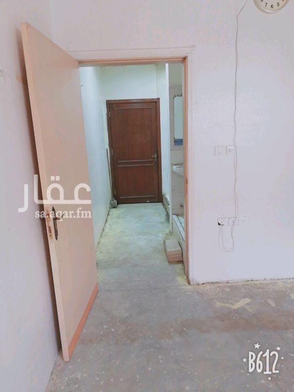 1315769 شقه للايجار صناعية الدائري مخرج 18 حي الفيصليه السعر 8000 ريال سنويا