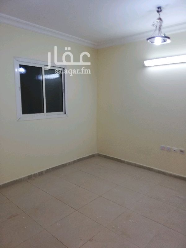 1637966 شقة ٣ وصالة ب ٢١ الف