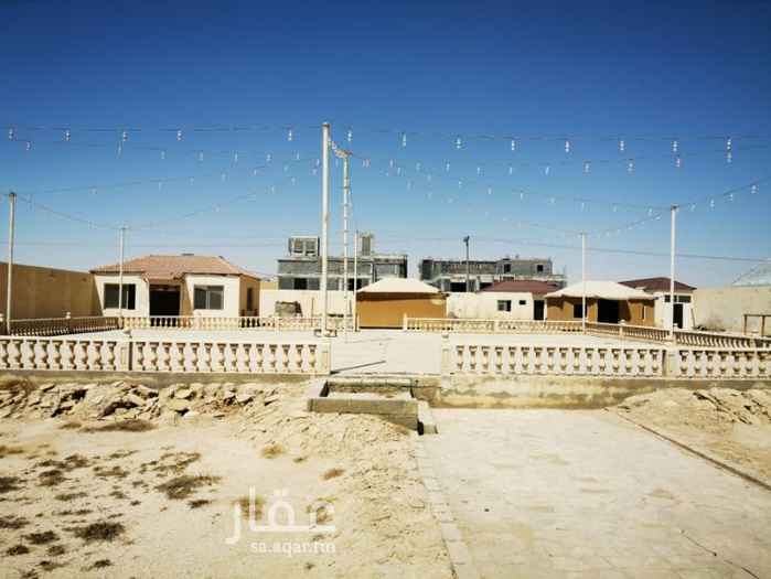 1742552 الموقع يمتاز باطلاله علئ الرياض موقع جدا رائع ومرتفع للبيع او للاستثمار قريب جدا من طريق الدمام قريب من محطه تحليه المياه.
0597794444 ابو حاتم