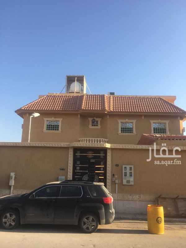 1308331 فيلا مساحة ٦٢٥ م نظيفة جدا ما شاء الله اصحابها مهتمين بالبيت
دورين مفصولة وشقة
مجلس ومقلط وصالة وثلاث غرف نوم ومطبخ خارجي ومجلس نساء خارجي وغرفة خادمة ومستودع
يوجد كذلك ملحق فيه مشب في الحوش
ومدخل سيارة وغرفة سائق
الحوش مساحته ممتازة
بالنسبة للسعر الفيلا على السوم
مكتب العاصم للعقارات
0598002392
0505727022