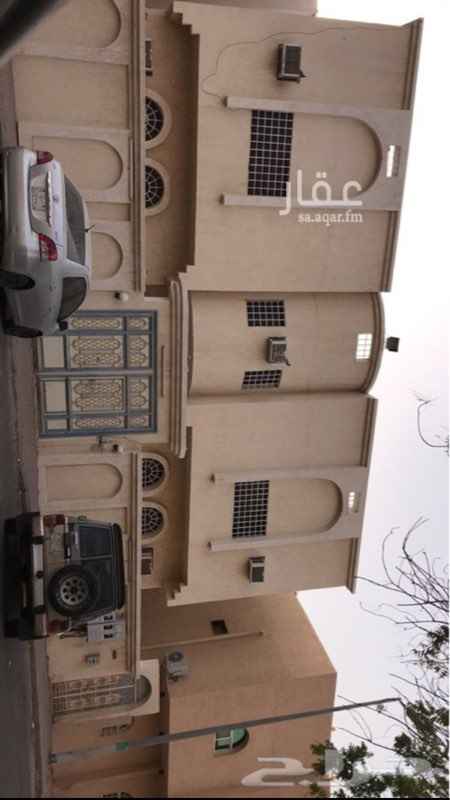 1237736 يوجد عماره سكنيه نظام أدوار شارع عرض 15 في مكه حي الشرائع مخطط رقم ( 4 )ثاني درجه عن شارع الأربعين الرئيسى ، واجهه شرقية ، تم بناء العماره عام 1421هـ مكونه من دورين وملحق( تم بناء الملحق قبل سنه تقريبا ) *الدور الاول : مكون من خمسه غرف وصاله وثلاث دورات مياه ومدخلين*الدور الثاني : سته غرف السعر مليون التواصل معا الرقم 056 003 0032