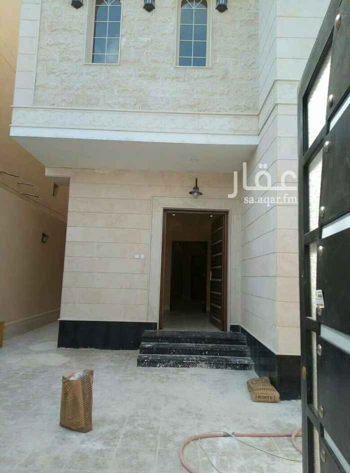 1706651 تصميم ممتازفلة جديدة نظام مفتوح دورين وملحق بحي الصالحية2
الدورالارضي:مجلس رجال ومغلط ودورة مياة وصالة ومجلس نساء كبير ومطبخ ودورة مياة
الدورالاول:4 غرف نوم وصالة ومطبخ سيرفس و3دورة مياة
الملحق:2غرفة نوم وصالة ودورة مياة وسطح كبير وتاسيس مصعد وكراج سيارة
والسعر مليون و100الف قابل للتفاوض