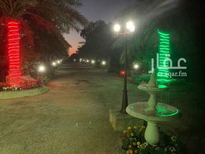 1389400 للبيع مزرعة فاخرة خاصة في ملهم (تبعد ٦٥ كيلو عن الرياض)
الموقع غير دقيق
تقع على طريق سدير بين خط القصيم وصلبوخ (قبل مدخل ملهم)
87 الف متر
فيها 2000 نخلة واشجار مختلفة مثمرة
3 ابار وخزانين
نوافير وخيمة ومجلس ومشب وجلسات خارجية وغرف نوم وغرف للعمال
ومداخل للسيارات
نصفها الاخر فاضي ومخطط اراضي
وتصلح للاستثمار
ملاصقة للحي السكني
التفاصيل في بقية الصور