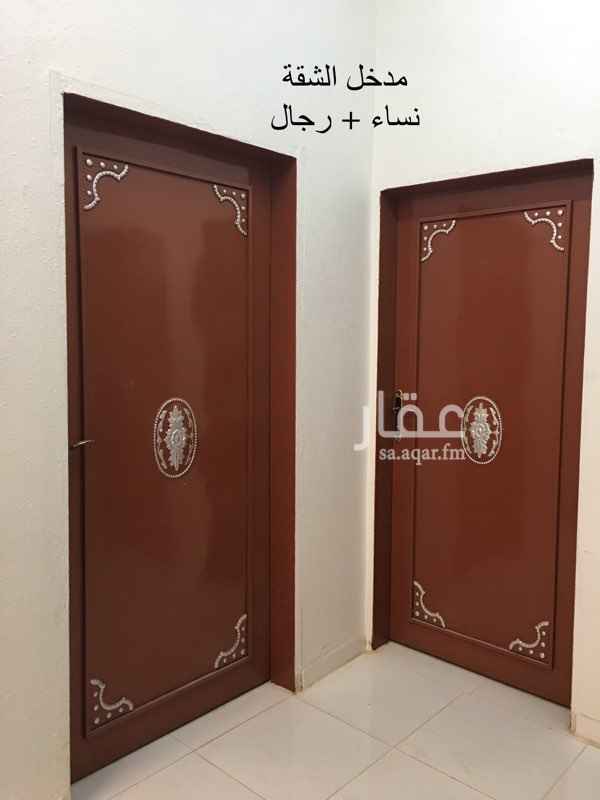 1693455 شقة عوائل جديدة لم تستخدم الرياض حي الشروق
شقة بدور الثاني تتكون من مجلس رجال + وصالة + وغرفتين نوم + ومطبخ + 2 دورة مياة + ومدخلين والكهرب مشترك
الاجار سنوي 13500 الف
والاجار سته شهور دفعتين 7000 الف
والاجار الشهري 1250 ريال
من المالك مباشرة
0598555450
