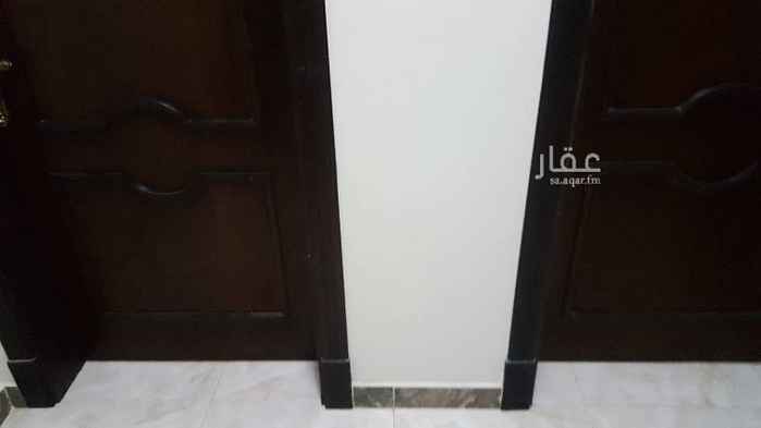 1526627 للايجار شقق في العزيزيه حي الشراع
دور اول
غرفتين وصاله ومجليس ومطبخ
شقق جدااا ممتازه