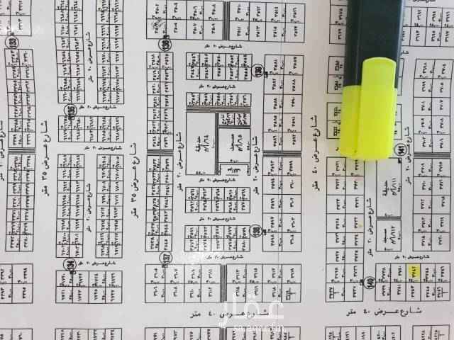 1750503 من المالك مباشرة
ارض مساحتها 900 متر ظهير الأربعين الجنوبي
رقم القطعه 3730 مقابلها مسجد و حديقة
الأرض مجزأه بصكين
لا يوجد بها غرفة كهرباء
عندي معاملة فالامانه بطلب زفلته الشارع
السوم مليون
والحد مليون و 200 شامله الضريبه
لا يتواصل معي الا الصامل