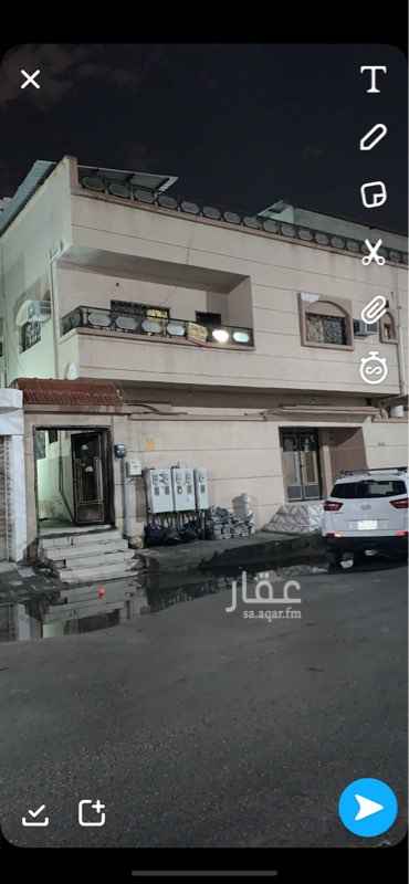 1295203 الواجة كسر رخام عمل لها صيان من ٣ شهور الدور الارضي شقتان وثاني شقتان والثلث ملحق غرفتان نوم ومجلس وصالة ومطبخ الدخل الشهري٨٥٠٠٠الف
وقابل للمفاوضة في السعر