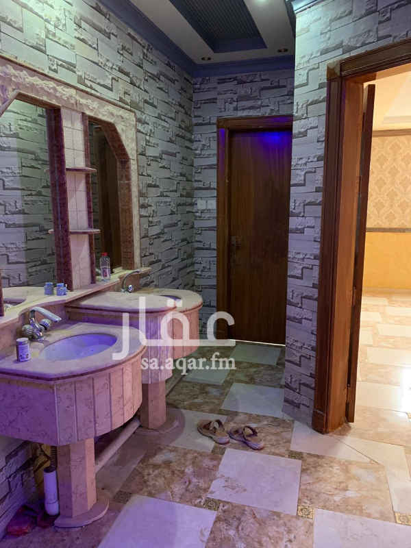 1650035 السلام عليكم،، شقة للايجار بحي عكاظ ٤ غرف و٢ دورات مياة و١ صالة المطبخ راكب، الحي هادي جدآ.
للتواصل
0598880599 او 0558427278