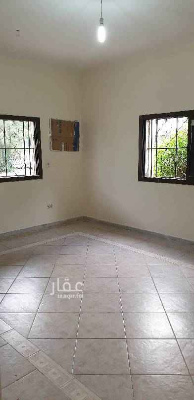 1559394 الموقع : جدة - حي الفيصلية – شارع ينبع متفرع من شارع صاري والستين وطريق المدينة .
- وصف الشقة : الشقة بالدور الارضي عبارة عن ( ٤ غرف + ٢ حمام + صالة + مطبخ ) .
- مميزات الشقة ( عداد كهرباء مستقل + مطبخ راكب - سخان مياة راكب + موقف خاص للشقة ) .
للإستفسار والتواصل واتسأب : 0583187401 - 0508622221