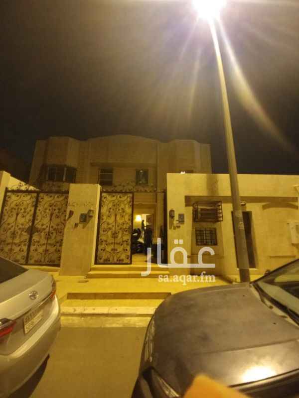 924624 فيلا للإيجار في البساتين 1 مساحتها 345م
واجهة شمالية دخلتها مميزه من شارع الأمير سلطان مفروشه 5غرف نوم وغرفة شغالة في الملحق
المطلوب / 120 ألف ريال سنويًا
مع الفرش وبدون الفرش ١٠٠الف
