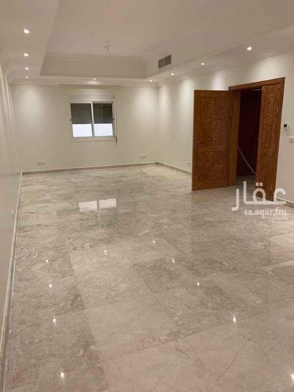 1655845 فيلا داخل مجمع فلل بمسبح مشترك
ارضيات رخام وتكييف مركزي