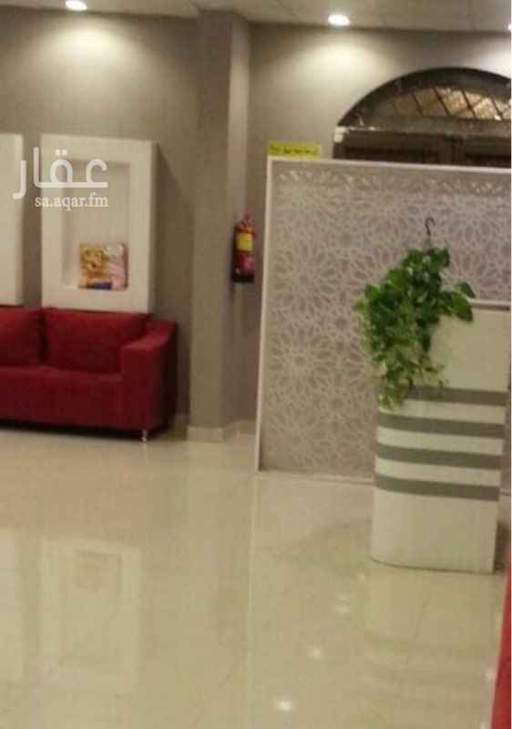 1662724 يوجد مشغل نسائي بمساحة كبيره دور كامل 192م2
لتقبيل حي الحلقة الشرقية الطائف الطايف
.يتكون من :
1- قسم خياطة
2-قسم تزيين
3- كوفي شوب
4- منطقة اطفال
بالاظافة الى :-
2 كرسي غسيل شعر
3 كراسي مكياج
6 كراسي استشوار
استشوارات وحمام زيت في غرف زجاج مغلقه لتزيين او تبيها مكاتب
4 مكيف شباك
1 مكيف سبيلت 30 وحده
2 مروحة شفط كبيره وصغيره
نظام شبكة حريق متكامل
7 طفايات ولمبات طواري
طقم كنب
كاونتر استقبال
المشغل دخله ممتاز جدا ومثبت بالفواتير اذا حاب تطلع عليها ..
=
السعر بالاثاث٦٠ الف وبدون ٣٠ الف