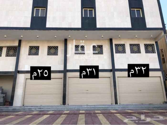 1443125 محلات للإيجار بزهرة العمرة - شارع البنك الأهلي
الشارع : 32 تجاري
العدد : 3 محلات حيث يحتوي كل محل على ميزانين خاص فيه
* كل محل له عداد كهرباء
السعر : ١٥٠٠٠ للمحل الواحد في السنة ( مع إمكانية التفاوض)
للتواصل مع المالك مباشرة : 0599593368