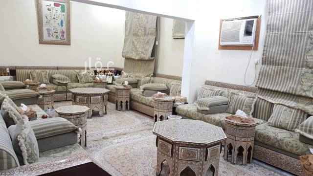 1737135 للبيع شقة تمليك روف
مساحتها 200 متر على الطبيعة
الدور الرابع حي الصفا شارع الأربعين مقابل البيك جهة الأحوال المدنية
خزان مستقل
وموقف سيارة
4 حمامات
و6 غرف
مطبخ نظام أمريكي
وصالة ومدخل ومخزن
غرفتين داخلها حمام
بدون السطح
تم تنزيل سعر الشقة الى 300 ألف دفعة أولى كاش و الباقي من أقساطها 350 ألف لمدة ٥ سنوات ويمكن المفاوضة
تدفع مباشرة للمكتب او تحويل من بنك تقبل التسديد عبر البنك
عمر الشقة 5 سنوات
السطح لجميع السكان
يوجد فديو لمن يرغب بالشراء
أرجو أن لا يتواصل إلا الجاد فالشراء
0599916895