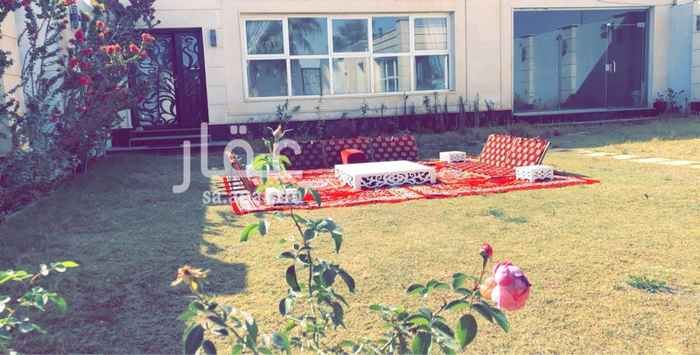 1370745 أعرض لكم شاليه الزيــنة '
من أرقى شاليهات مدينة بريدة ' غير جوّك
وانعش يومك واستمتع بوقتك . .
- الشاليه مكوّن من قسم واحد كبير .
يحتوي على :
* صاله كبيره جدا مطله على
الخارج ومطله على المسبح "
• غرفة نوم مطله على المسبح "
• غرفة معيشه "
• مطبخ تصميم أمريكي "
• ٣ دورات مياه "
• مسسبح مغلق "
• ملحق خارجي "
• جلسات خضراء واسعه "
• نطاطه للاطفال "