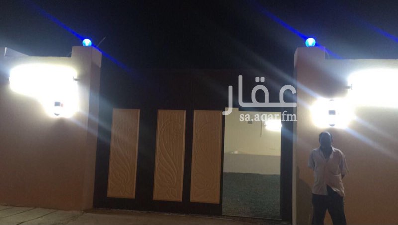 1682603 يوجد عدد 5 قطع في الراشدية 1
الشرائع رقم 14 كل قطعه 540 م
شارع 15 واجهة شمالية
وكل قطعه عليها استراحتين مكونة من غرفتين وصالة وحمام ومطبخ وحوش
دخل كل استراحة 1500 - 1700 شهرياً
عدد الاستراحات 10
مطلوب في القطعة الواحدة 650 الف شامل الضريبة فقط
اجمالي مساحة الاراضي 2700 م
جميع الأراضي للبيع بصك شرعي