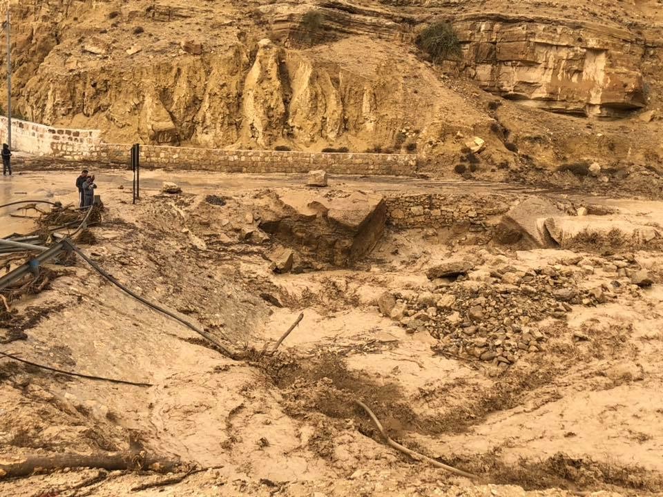 تغطيه مباشره للسيول في الأردن