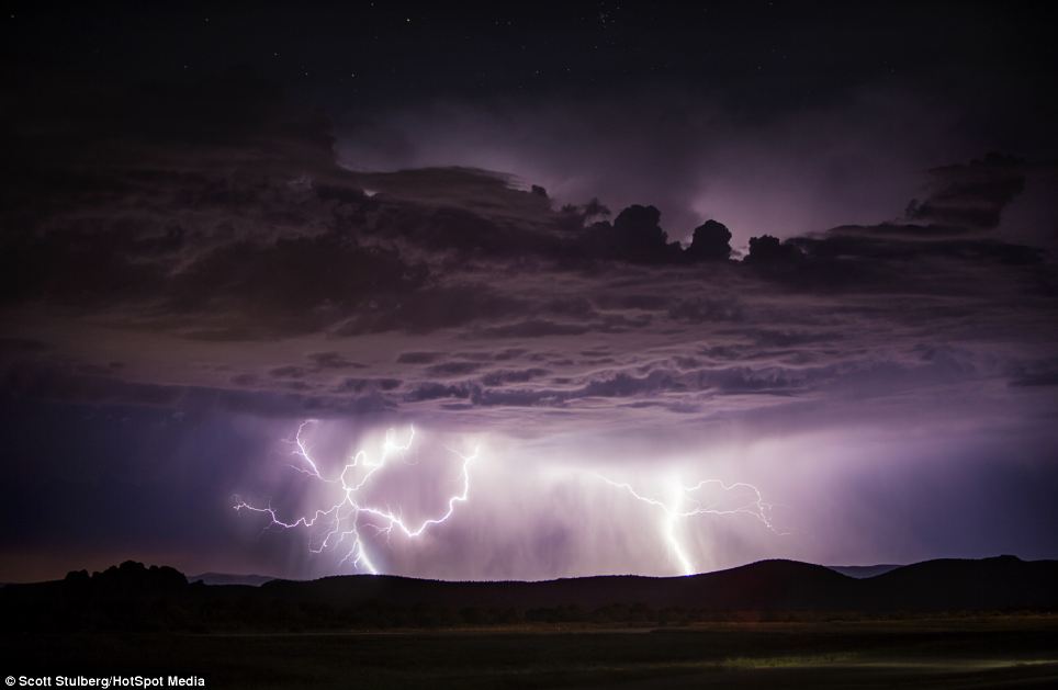 تغطية مباشرة كارثة سيول البحر الميت