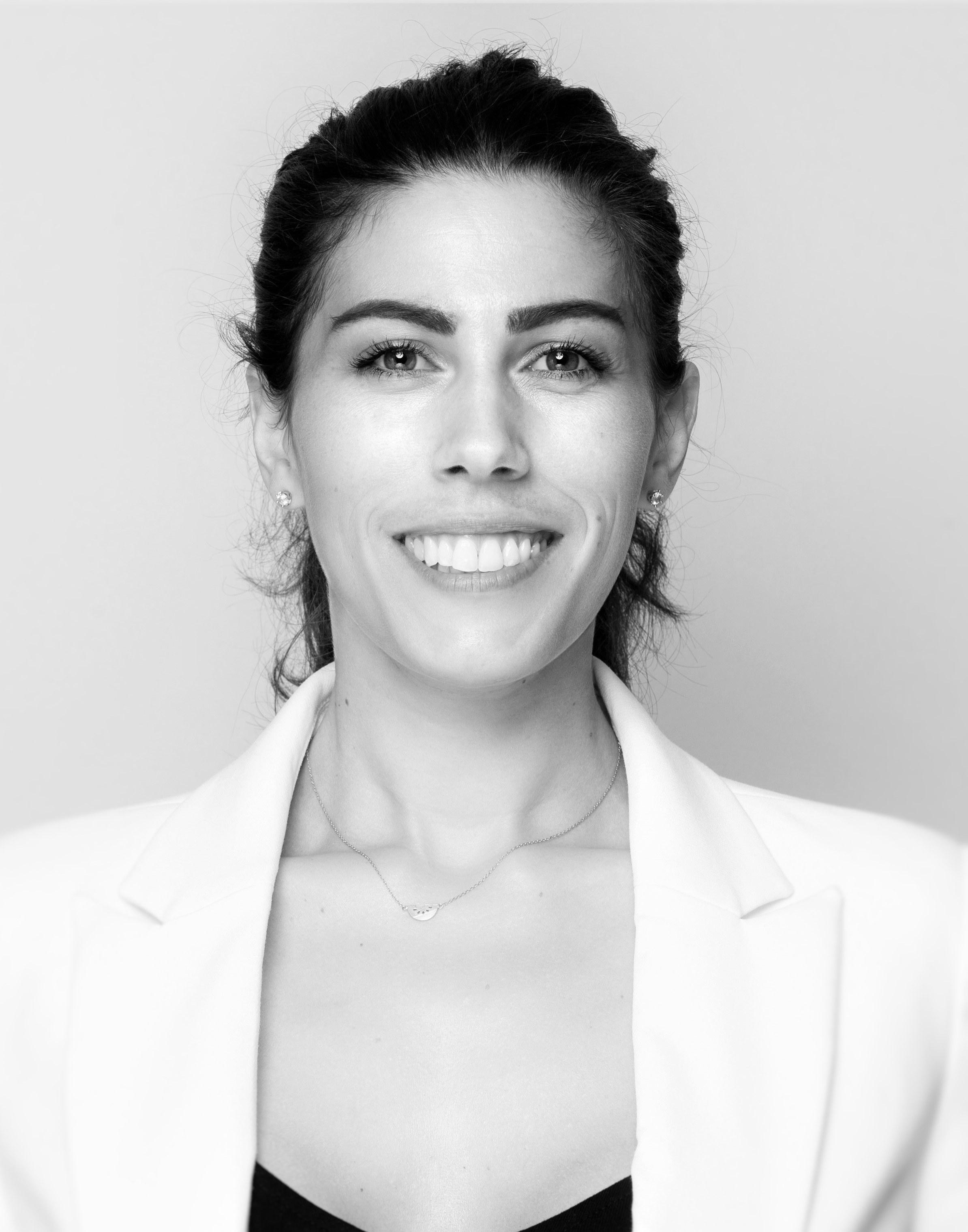 Elizabeth Neofytou Svart Hvit 3