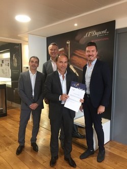 Signature Partenariat ICN Business School et S.T.Dupont Signature Partenariat ICN Business School et S.T.Dupont