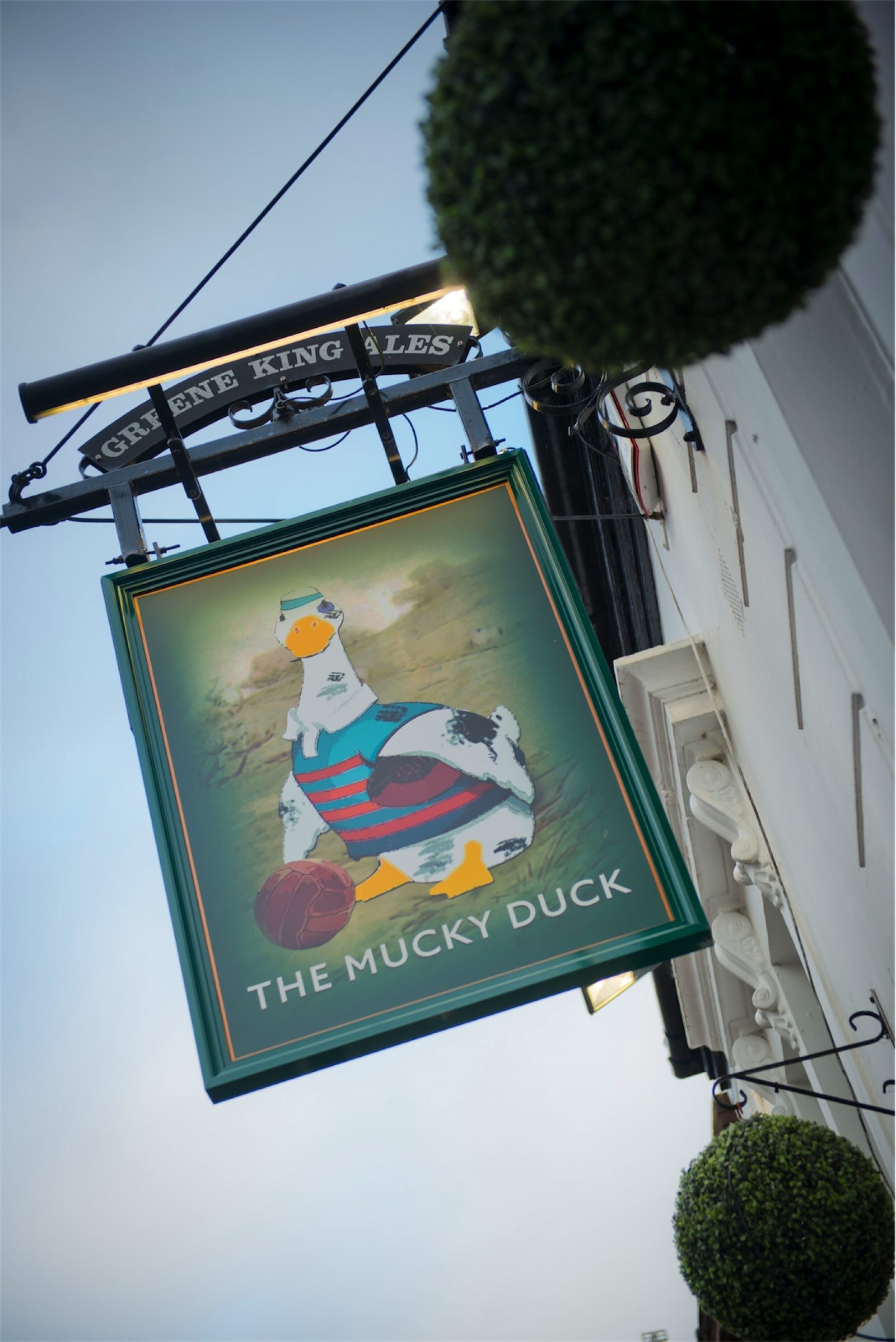 The Mucky Duck - Contact Us/Kitchen Opening Hours