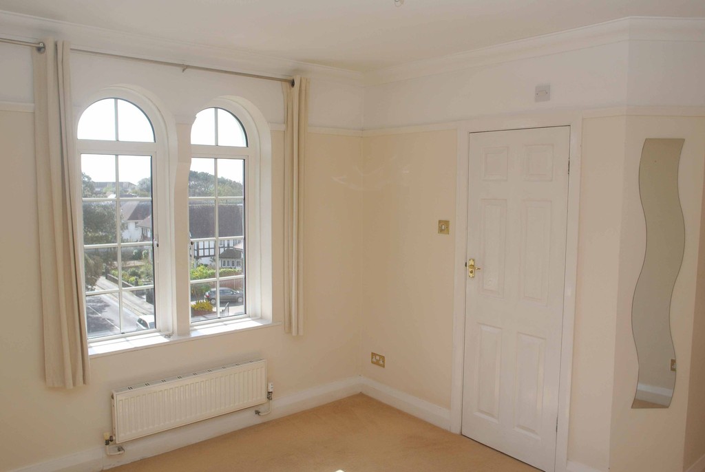 San Remo Towers, Spa Bullock & Lees