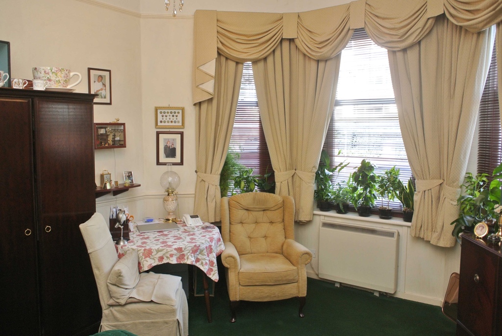 Spa Studio, close to Beach Bullock & Lees