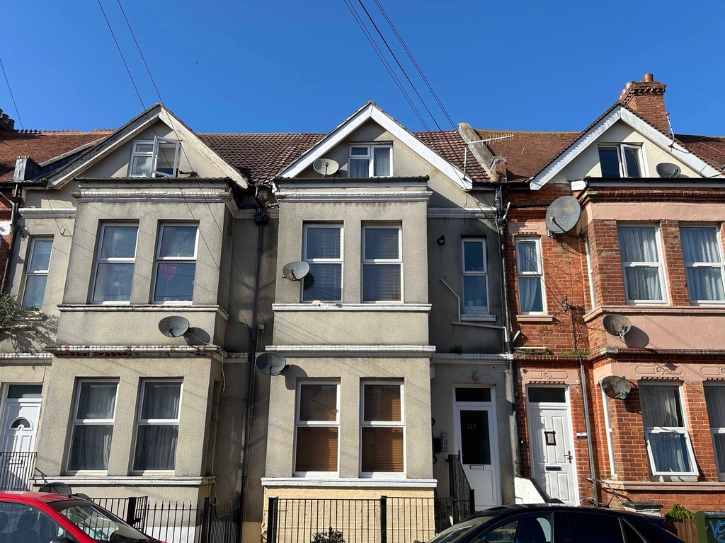 Windsor Road, Bournemouth, BH5 !DT