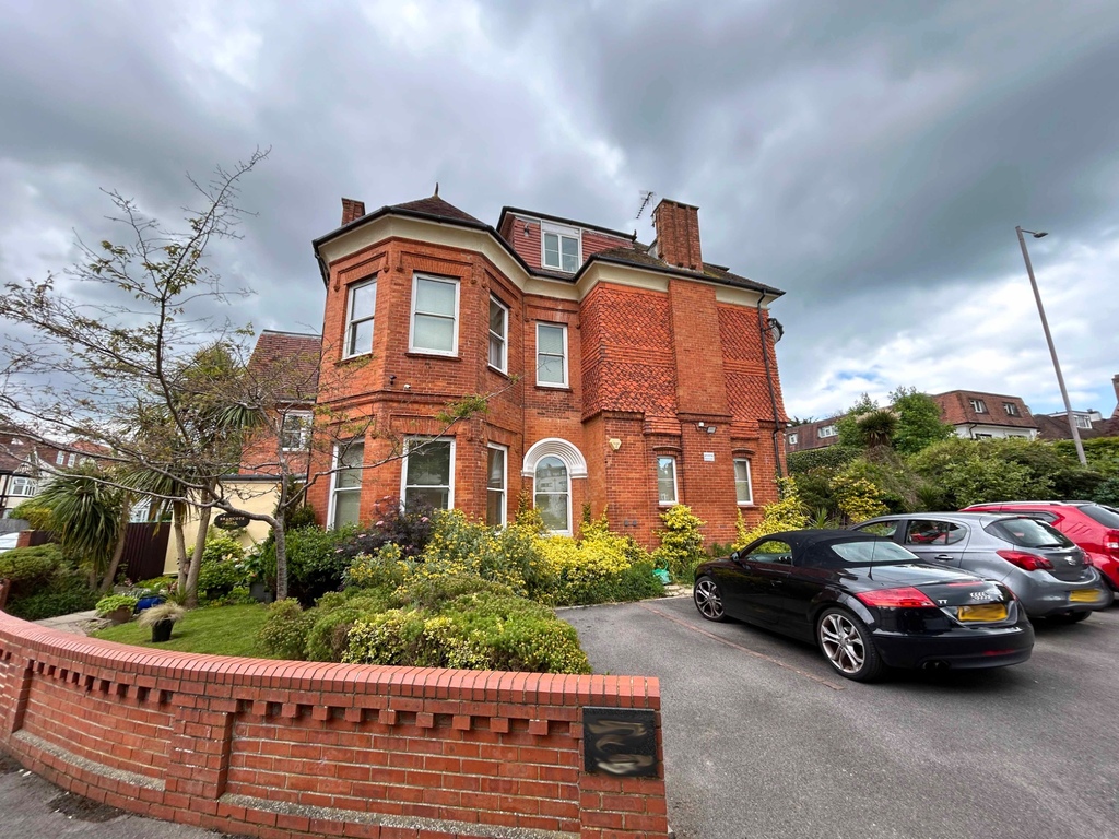Boscombe Spa, Bournemouth, Lovely, Furnished, Ground Floor Flat