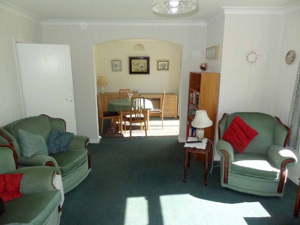 Broadway, Southbourne Bullock & Lees