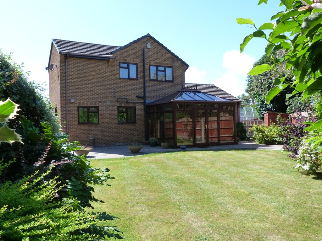 WESSEX CLOSE, MUDEFORD Bullock & Lees