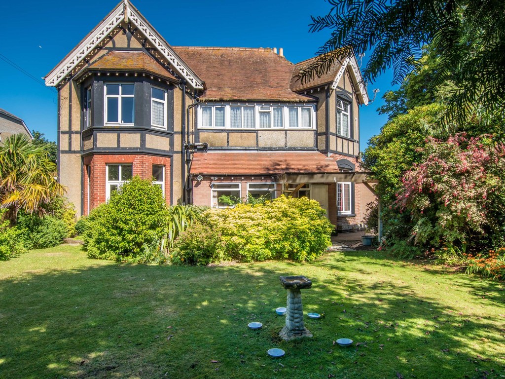 Grange Court