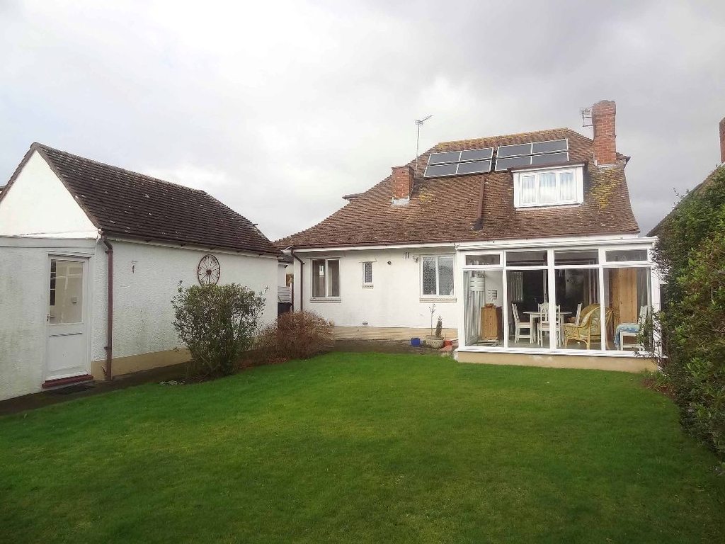 IFORD GARDENS, BOURNEMOUTH Bullock & Lees