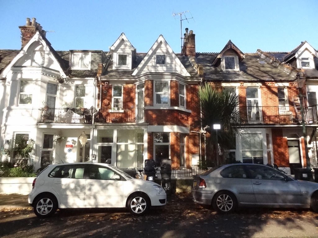 9 Chrchill Road
