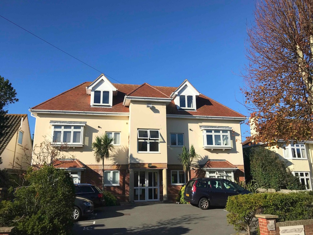 Browning Avenue, Bournemouth, BH5 Bullock & Lees