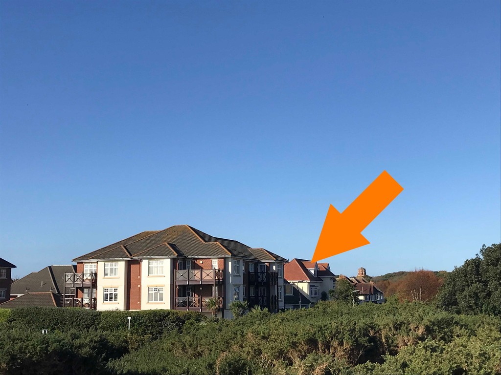 Browning Avenue, Bournemouth, BH5 Bullock & Lees