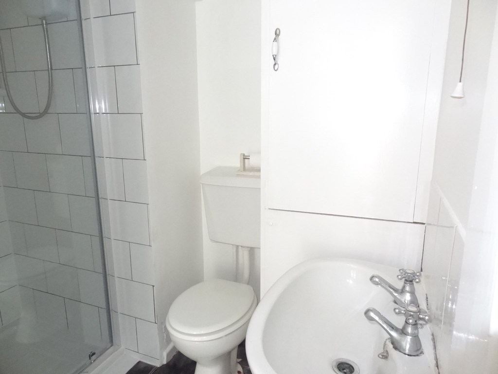 Glen Road Bullock & Lees