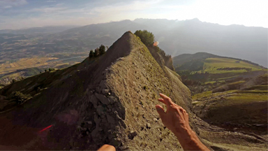 Ultimate Morning Run: Mountain Climber Runs On 2,500m High Cliff Edges