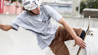 21-Year-Old Legless Skateboarder is Embracing His Disability