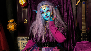 'Alien' Girl Wants To Be Permanently Blue