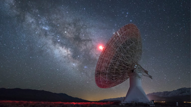 Another Planet: Otherworldly Images of Death Valley’s Stunning Milkyway And Observatory