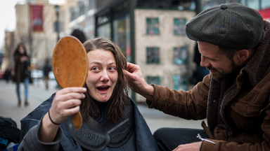 #DoSomethingForNothing: Hairdresser And Vet Team Up To Help London's Homeless of London
