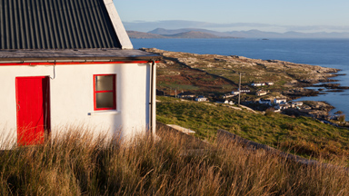 Inside The Tiny Island in Ireland Welcoming ‘American Refugees’