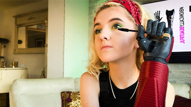 Teen With Bionic Arms Applies Flawless Makeup