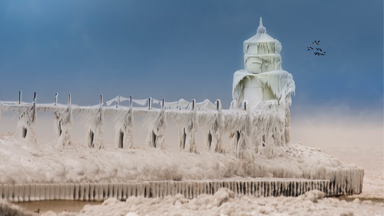 SUB-ZERO: Ice Storm Freezes Lighthouse