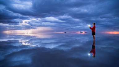 Mirror Image: The World's largest salt flats reflect perfect skies