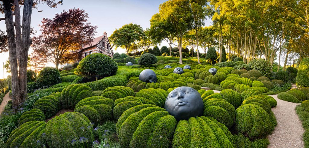 'Les Jardins d'Etretat' by Richard Bloom, Finalist in the Beautiful Gardens category