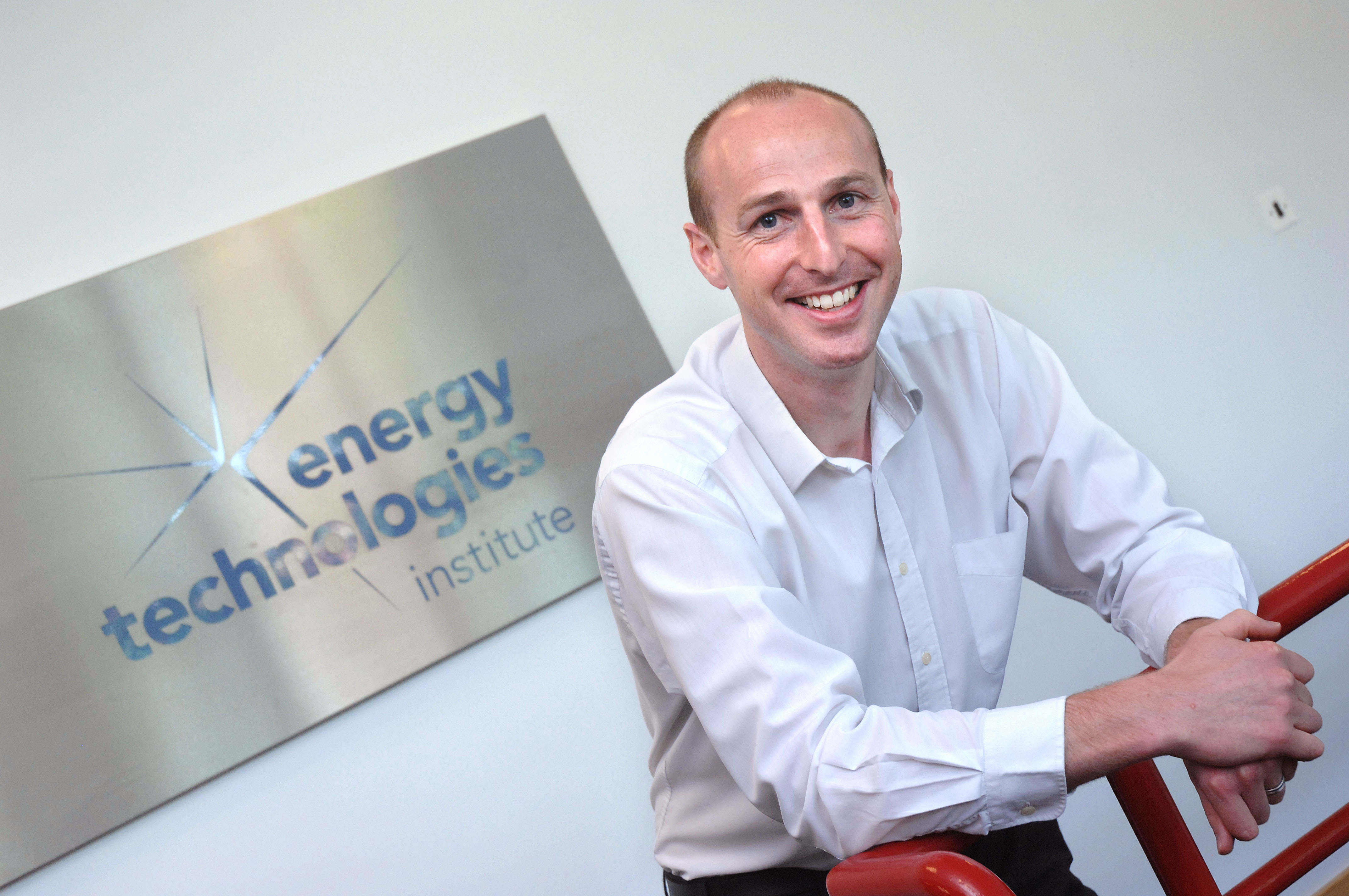 ETI's Strategy Manager Liam Lidstone presents 'Energy Provision for Low Carbon Vehicles'