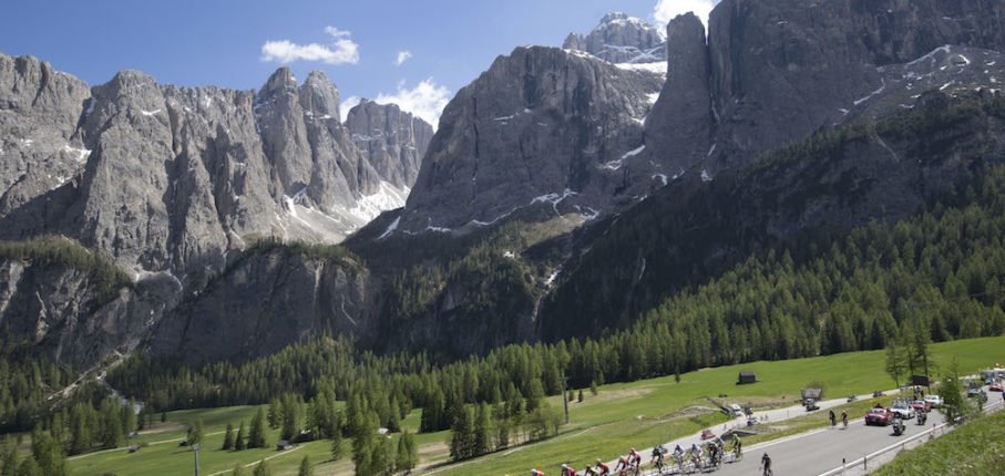 Peloton At Passo Gardena002P